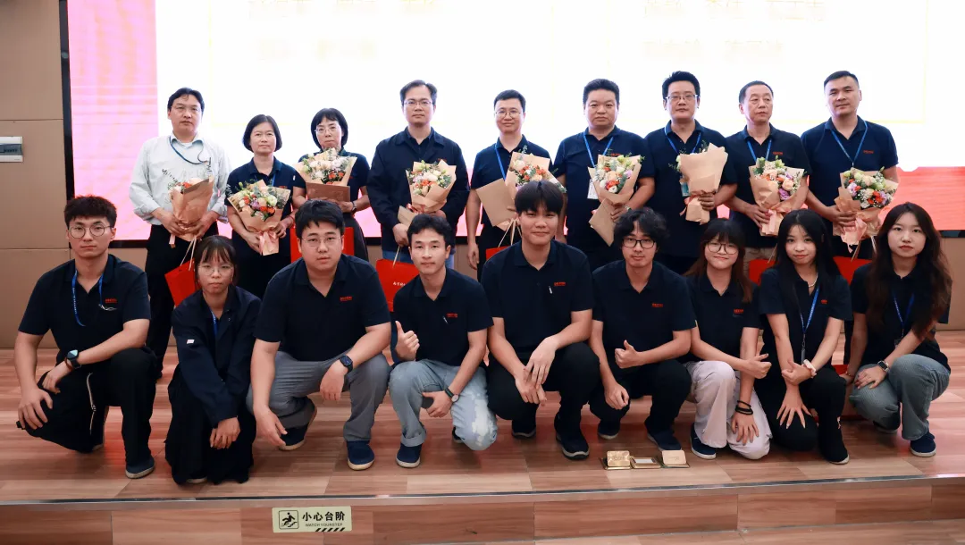 谢师恩，，，，，，，，礼颂领路人！